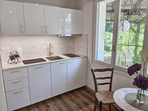 Casa Colombina & Studio by Fewotessin in Gordola