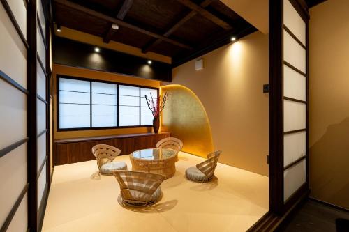 Komachi Residence 金の鶴