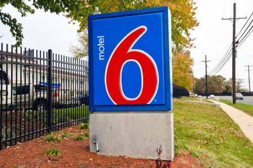 Motel 6-Camp Springs, DC - South Camp Springs