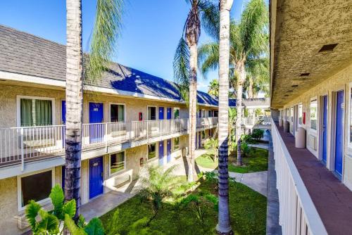 Motel 6-Riverside, CA - South