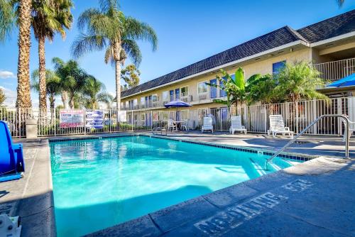 Motel 6-Riverside, CA - South