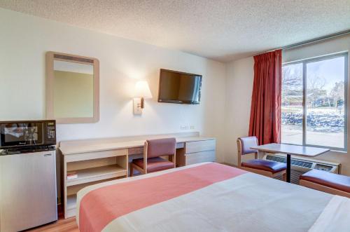 Motel 6-Greenwood Village, CO - Denver - South Tech Center