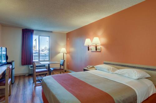 Motel 6-Greenwood Village, CO - Denver - South Tech Center in Greenwood Village, USA