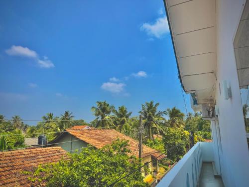 Apartment W Kitchen 5 Mins Beach 20 Mins Airport in Negombo