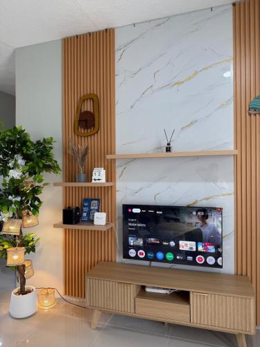 Kamayo Guest House -near Dahican beach in Mati