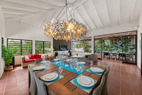 Villa Les Palmiers, spacious stay for Family and Friends in Jan Sofat, Curaçao (Villa Les Palmiers, spacious stay for Family and Friends in Jan Sofat, Curacao) in Nieuwpoort