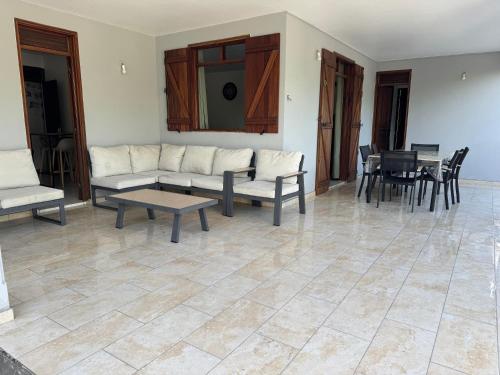 Maison familiale et confortable in Πτι-Μπουργκ