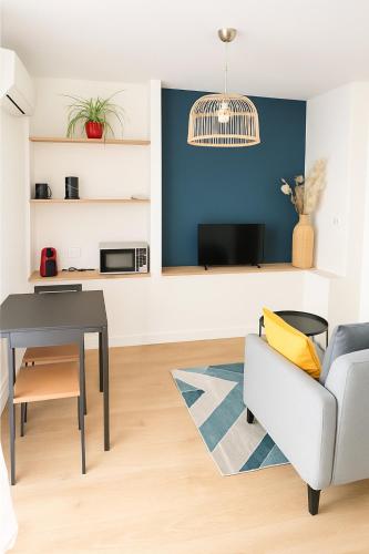 Grand Studio entier proche de Tours - Location saisonnière - Esvres