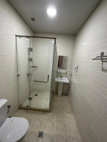 3 twin beds