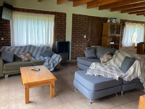 Cabañas La Ufu (Cabanas La Ufu) in Golondrinas