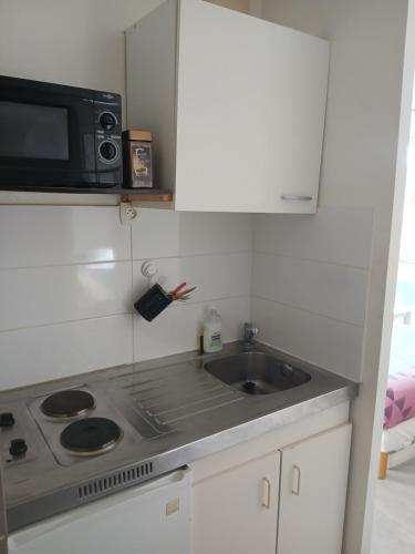 Apartment Near Center in Celleneuve