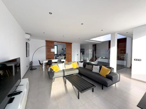 Casa Blanca - Villa à Teguise avec piscine privée (Casa Blanca - Villa a Teguise avec piscine privee) in Teguise
