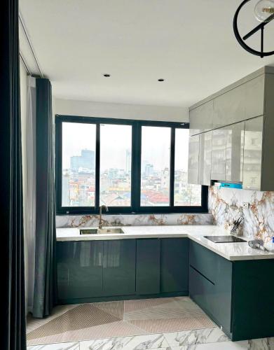 ห้องครัว, ลักซ์ พาราไดซ์ สวีทส์ โฮเทล ฮว่างเกา (Luxe Paradise Suites Hotel Hoang Cau) in ฮานอย