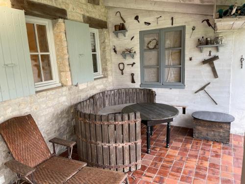 Chai Réthais en pierres gîte à louer Sainte-Marie-de-Ré