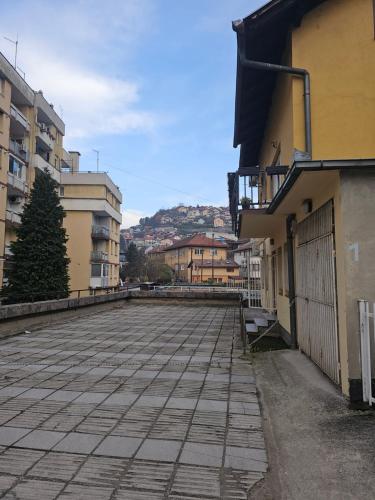 Apartment Bisić with private parking - image 3