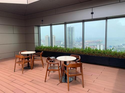 Cinnamon Life Residencies- Luxury 2 Bedroom Apartment 12th Floor - image 13