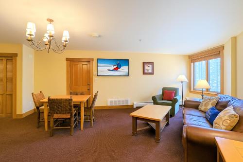 Springs 8840 by SummitCove Lodging in Colorado, Keystone