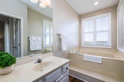 15 Quarterdeck Lane - Three Bedroom House - image 37