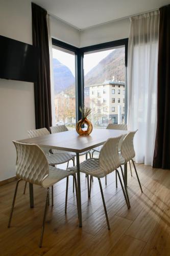Bernina Suites - 150 Metres To Bernina Express - Tirano