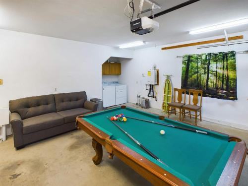 Yosemite Terrace View Retreat – khách sạn tại Mariposa