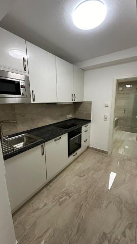 Quiet 2-Bedroom Apartment - Ideal for Families & Work Stays, Monaco di Baviera (foto 5)