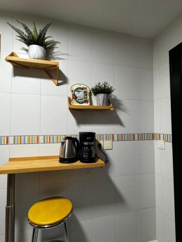 Konyha, Apartamento a 10 minutos de Granada, Sierra Nevada a 35km, parking gratis in Alhendin