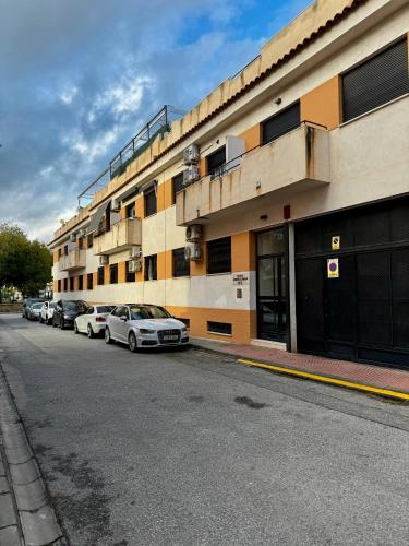 A szálláshely kívülről, Apartamento a 10 minutos de Granada, Sierra Nevada a 35km, parking gratis in Alhendin