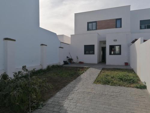 Chalet Familiar NUEVO-10min Cádiz Capital – khách sạn tại Puerto Real