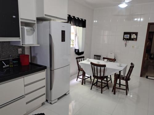 Casa 10 pessoas - praia das Asturias, Guaruja in Vila Luis Antonio