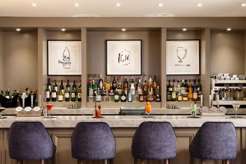 Mercure Gloucester Bowden Hall Hotel - image 2