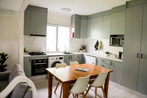 Modern Oberon Retreat Close to Lakes & Forests in Oberon