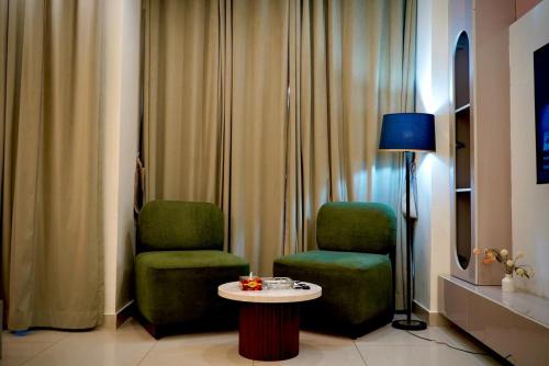 High-Rise Studio in Elysium Opp Centaurus - image 14