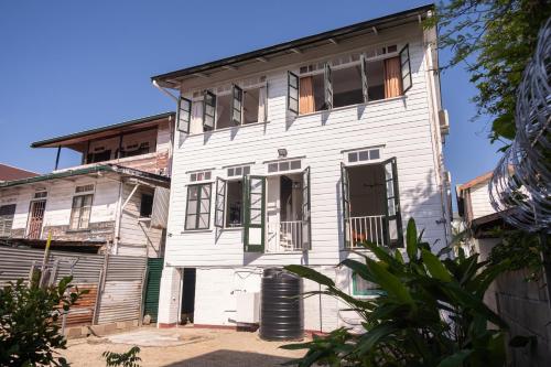 World Heritage in Downtown Paramaribo - image 2