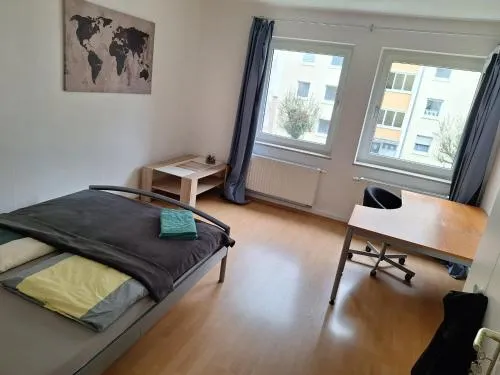Big privat Zimmer 5 min walk from Railstation in Koblenz, Deutschland