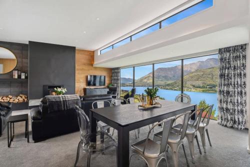 Ultimate Views Luxury - Tap to explore photos