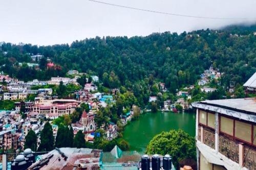Naini Hill View and Lake Stays in Nainitalas