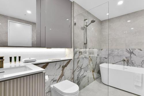 Stunning Wyndel Macquarie Apartment - image 7