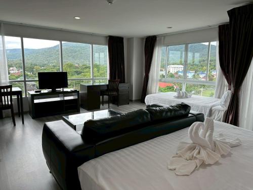 room detail thumbnail 0