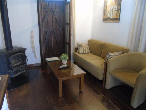 Enipnion Apartments - image 3