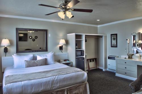 Lovers Point Inn - image 9