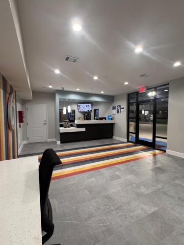 Lobby, Studio 6 Humble, TX in East Houston