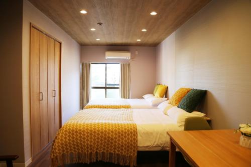 M207 Easy access to Ikebukuro Red Leaves ,Golden Ginkgo