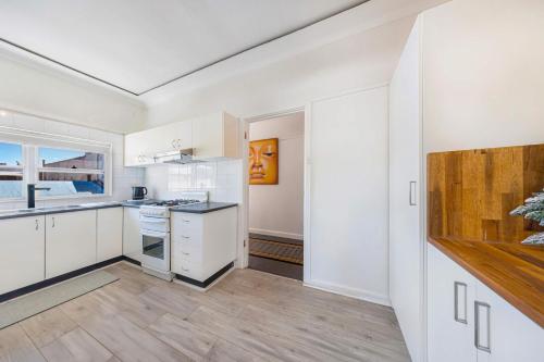 MetaWiseBnB | Cozy 2Bed Earlwood Near City&Airport in Marrickville