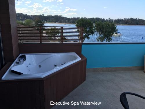 Instalaciones, Mariners on the Waterfront in Batemans Bay