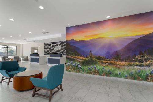Lobby, Clarion Pointe Kimball in Kimball (TN)