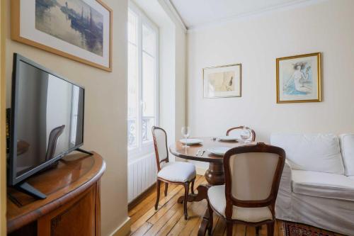Comfortable apt 1BR 2P – Paris 11th - image 2