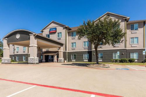 . Quality Inn & Suites - Marlin