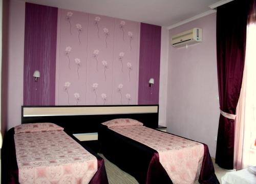 Hotel Elegant in Karnobat