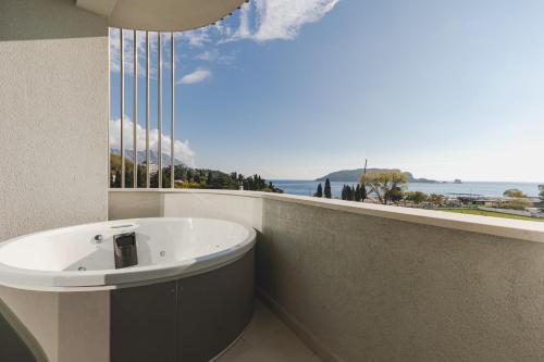 Pemandangan, Luminoso Boutique Hotel in Budva