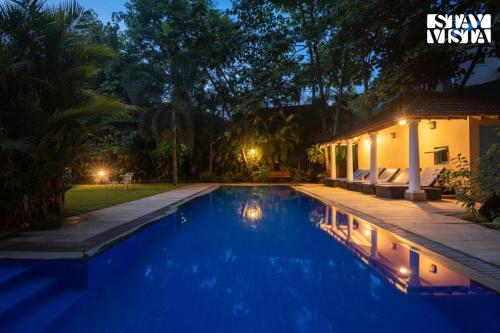 StayVista at Villa Nimaya with Lawn & Pool